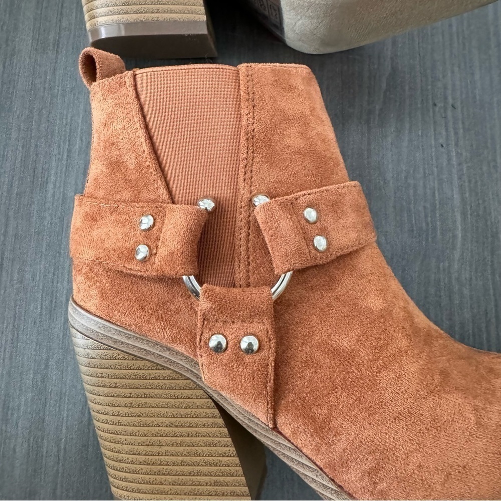 YOKI Muriel Women suede Western ankle boots cowgirl booties NWT Size 6 - Picture 7 of 11